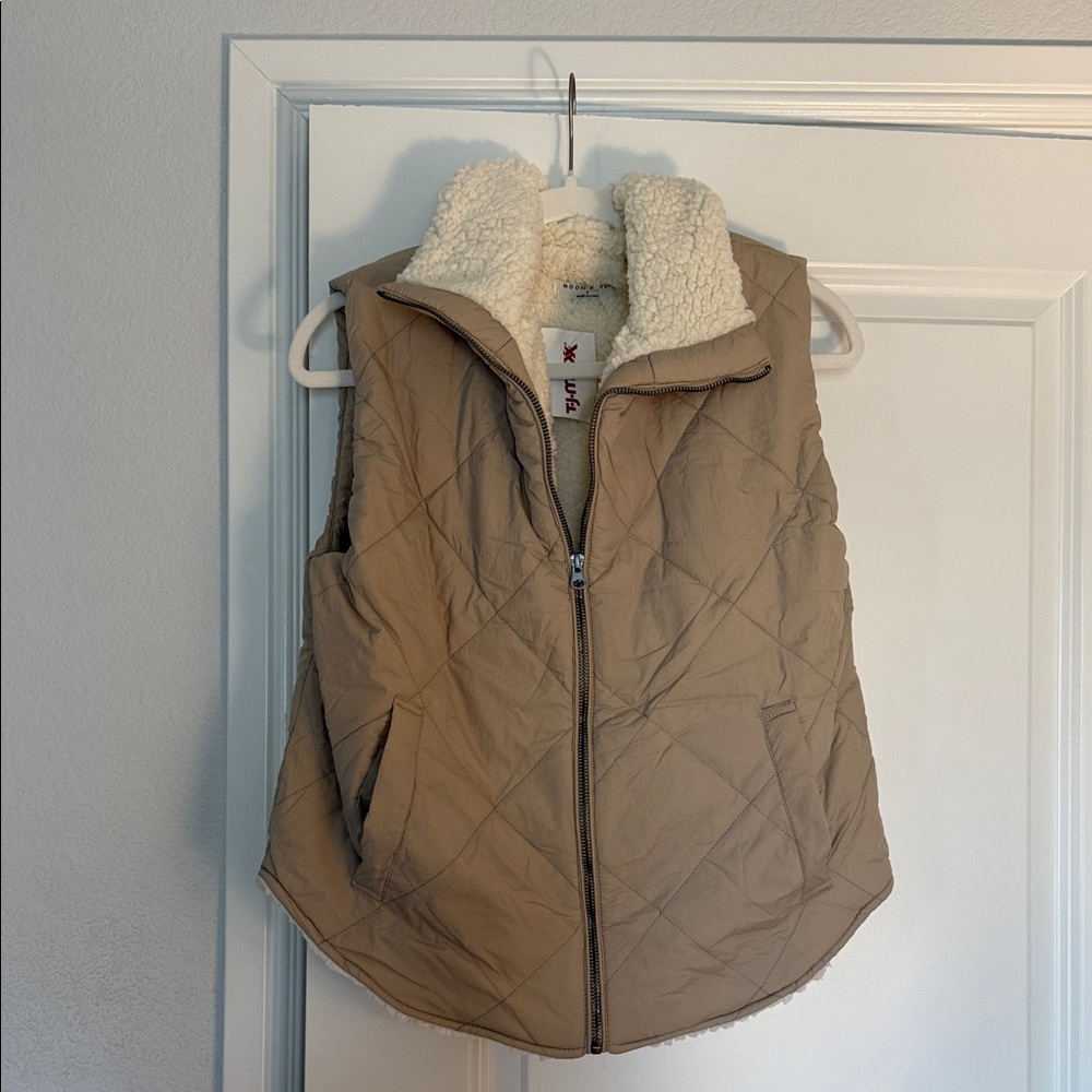 Moon River Tan Quilted Women's Vest